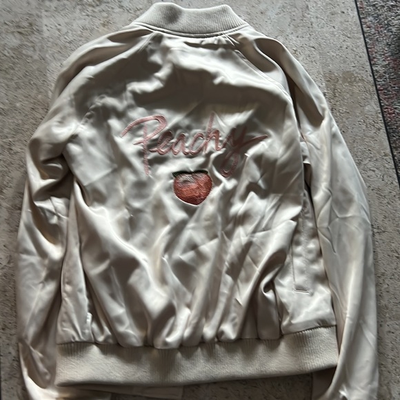 Privacy Please Revolve Peachy Satin Bomber Jacket NWOT - Picture 3 of 4